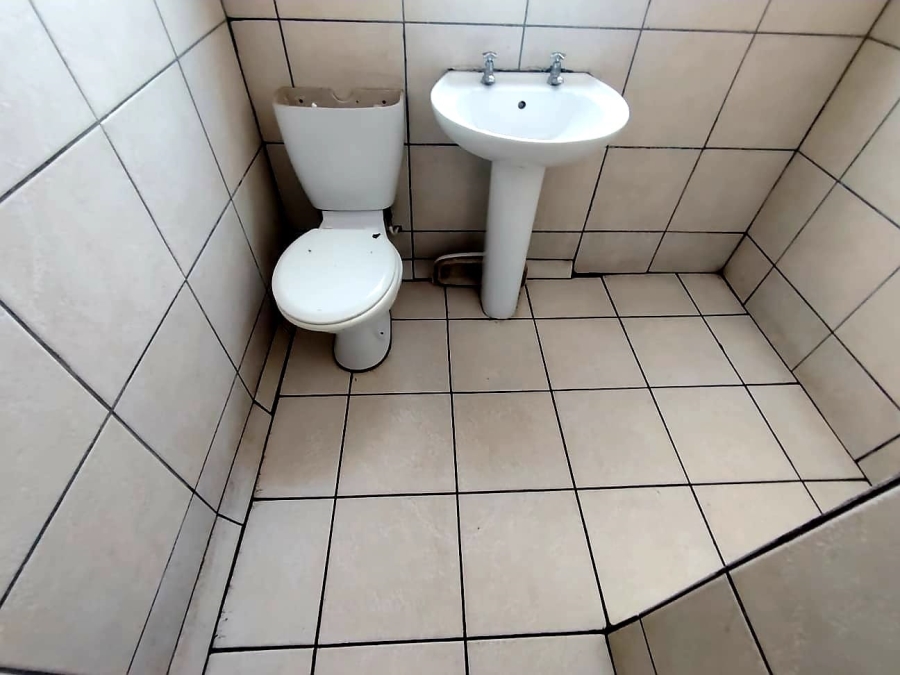 Commercial Property for Sale in Quigney Eastern Cape